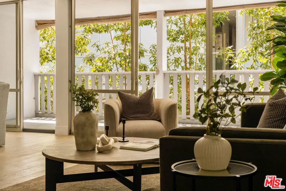 848 Kings Road #208 West Hollywood, CA 90069