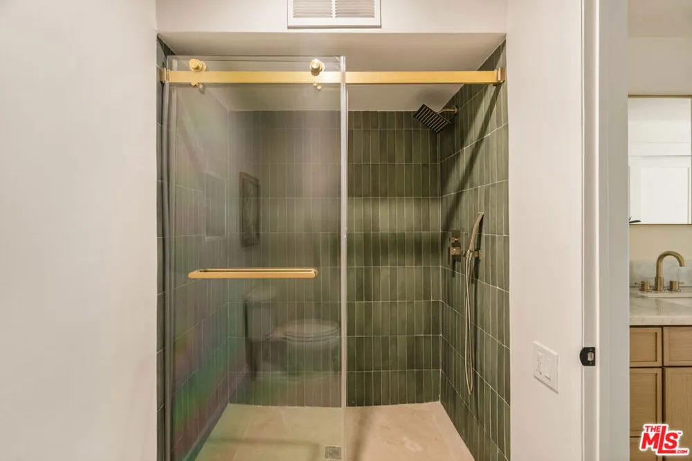 848 Kings Road #208 West Hollywood, CA 90069