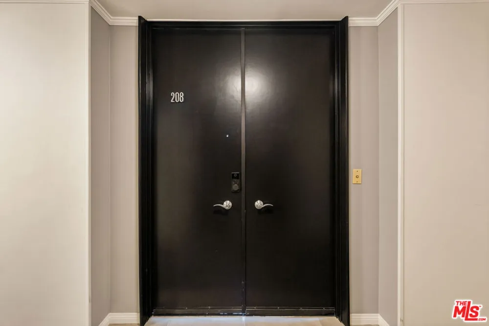 848 Kings Road #208 West Hollywood, CA 90069