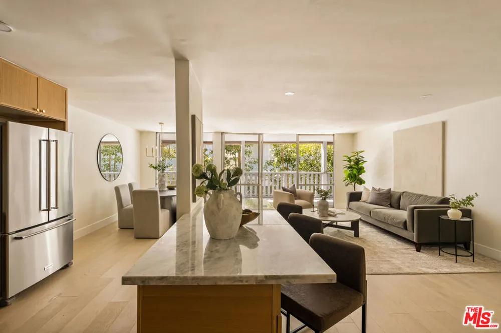 848 Kings Road #208 West Hollywood, CA 90069