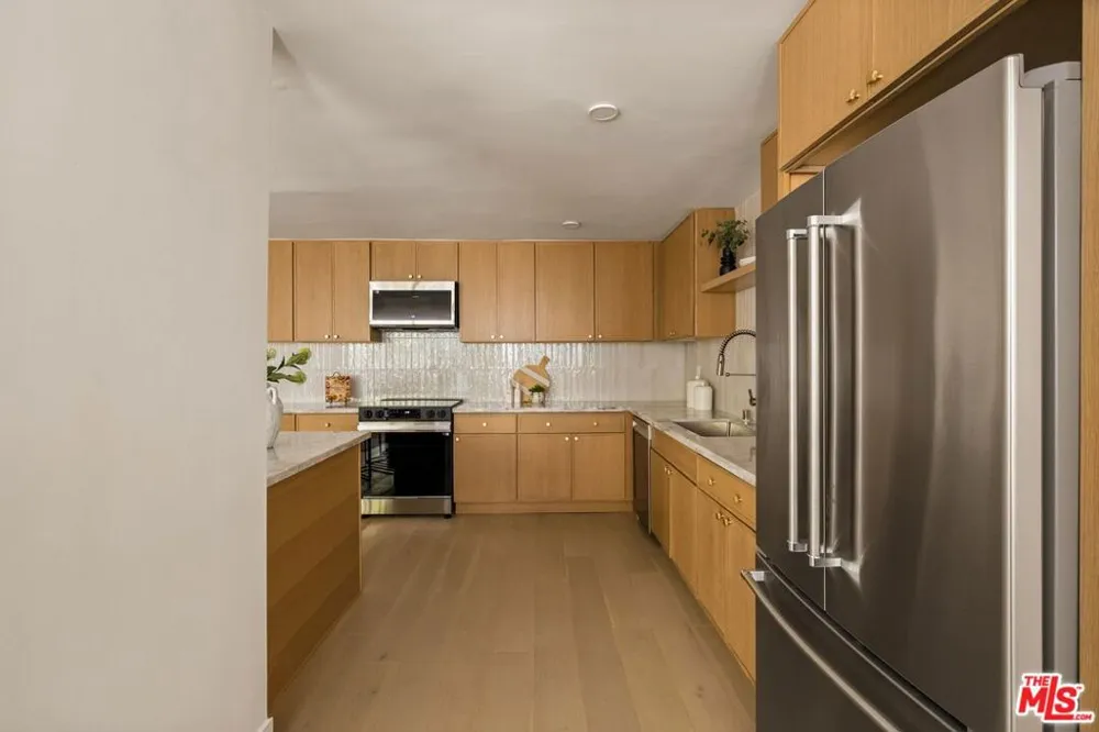 848 Kings Road #208 West Hollywood, CA 90069