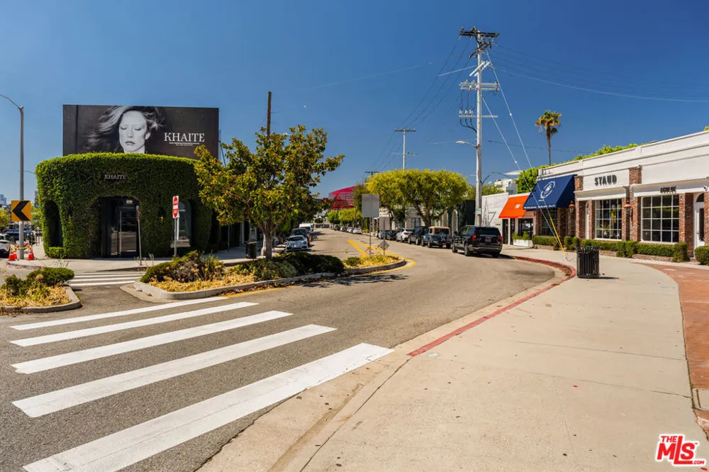 848 Kings Road #208 West Hollywood, CA 90069