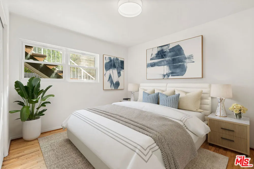 717 Raymond Avenue #3 Santa Monica, CA 90405