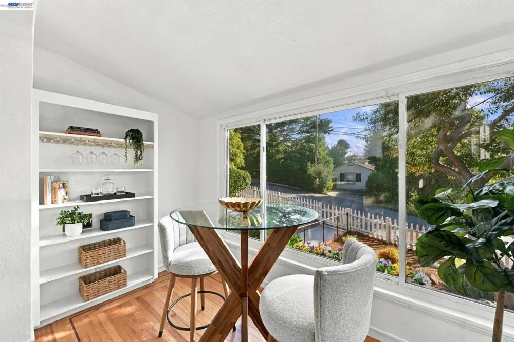 1384 Graff Avenue San Leandro, CA 94577