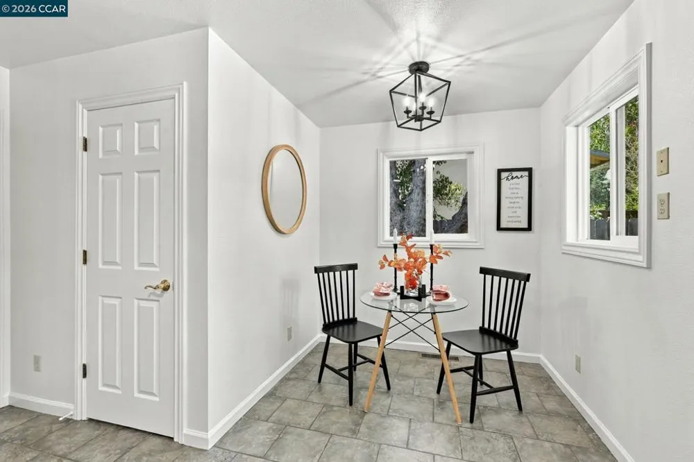 140 Lucinda Ln Pleasant Hill, CA 94523