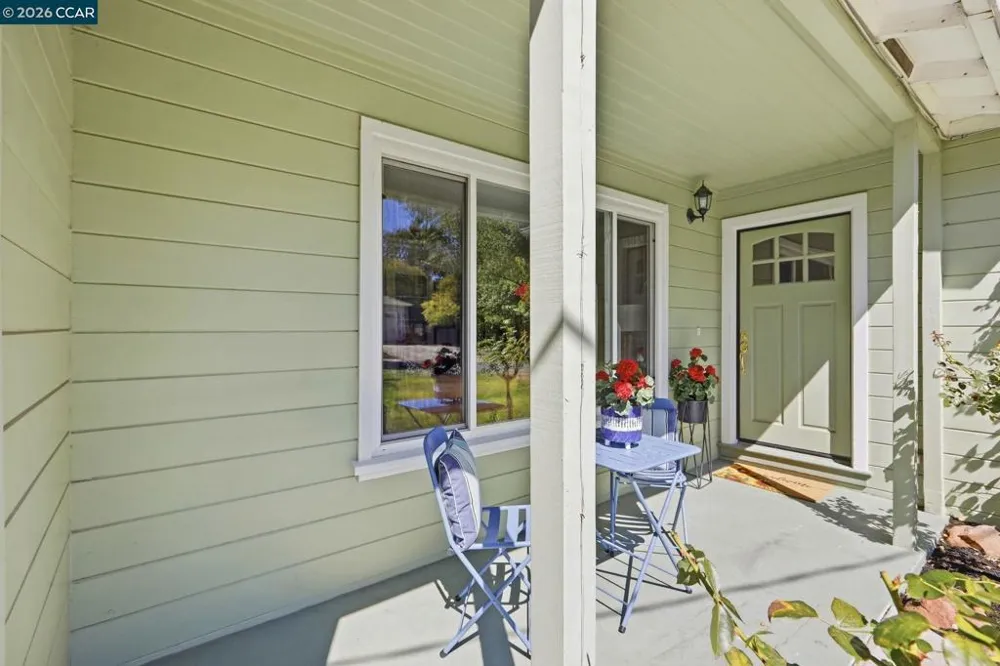 140 Lucinda Ln Pleasant Hill, CA 94523
