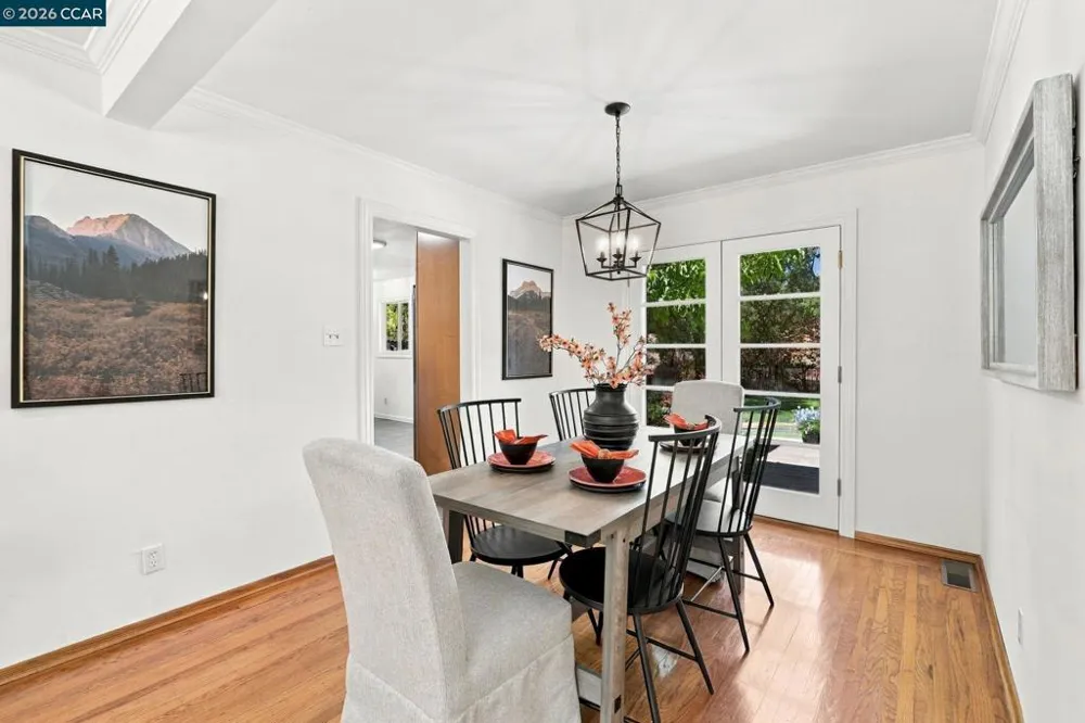 140 Lucinda Ln Pleasant Hill, CA 94523