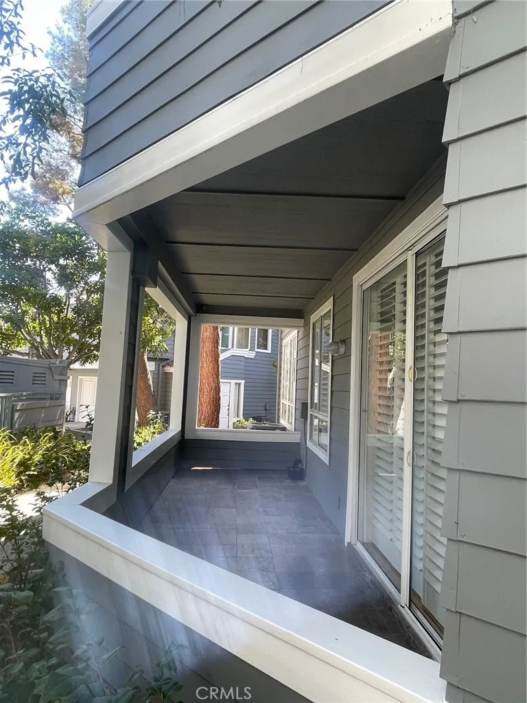 224 Hartford Newport Beach, CA 92660