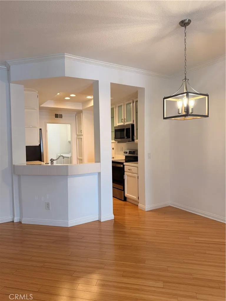 224 Hartford Newport Beach, CA 92660