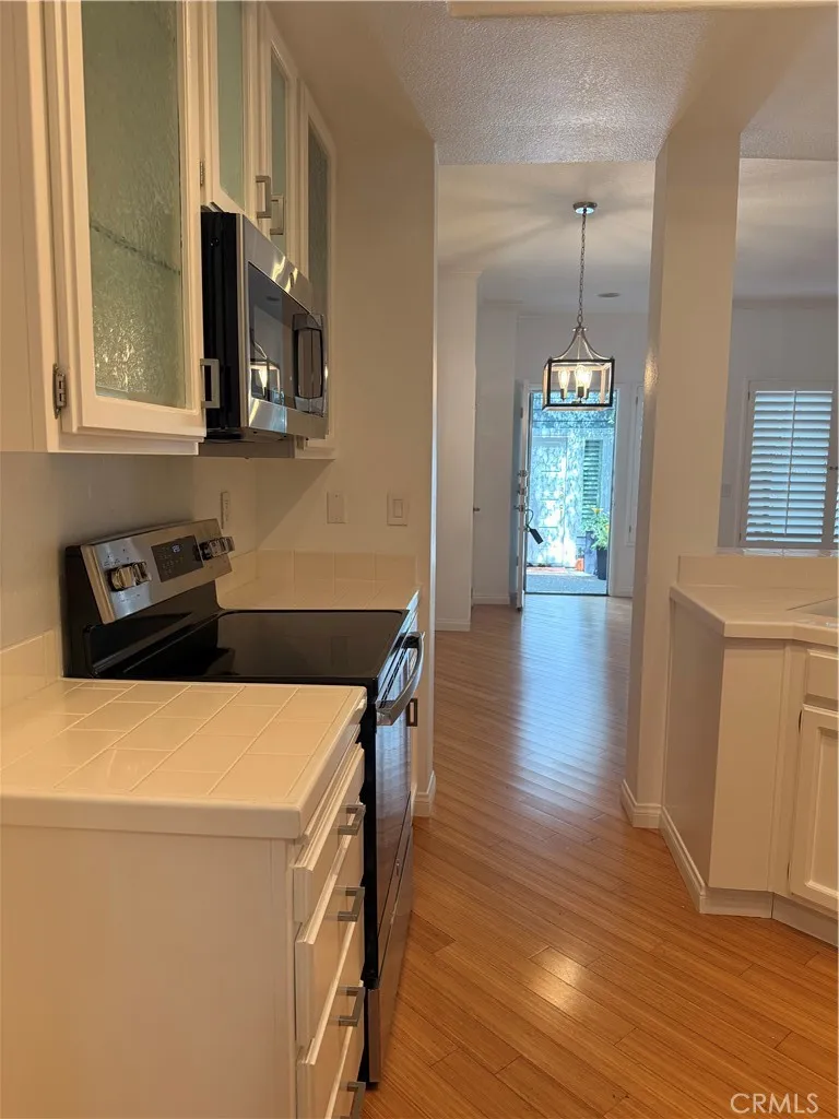 224 Hartford Newport Beach, CA 92660
