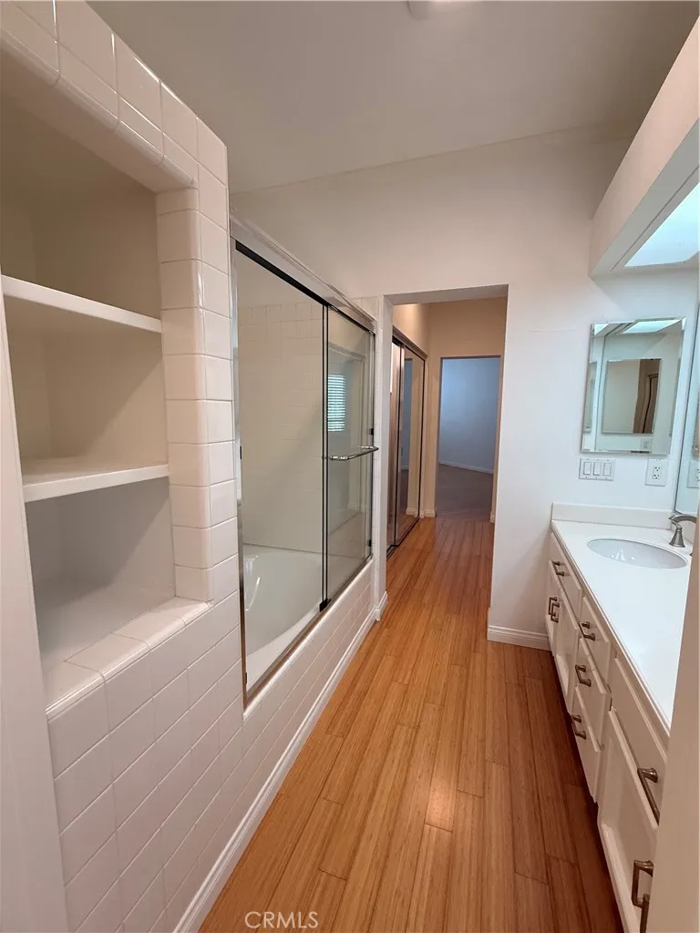 224 Hartford Newport Beach, CA 92660