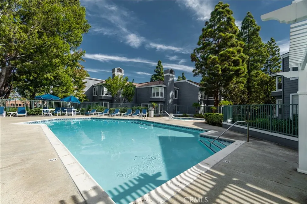 224 Hartford Newport Beach, CA 92660