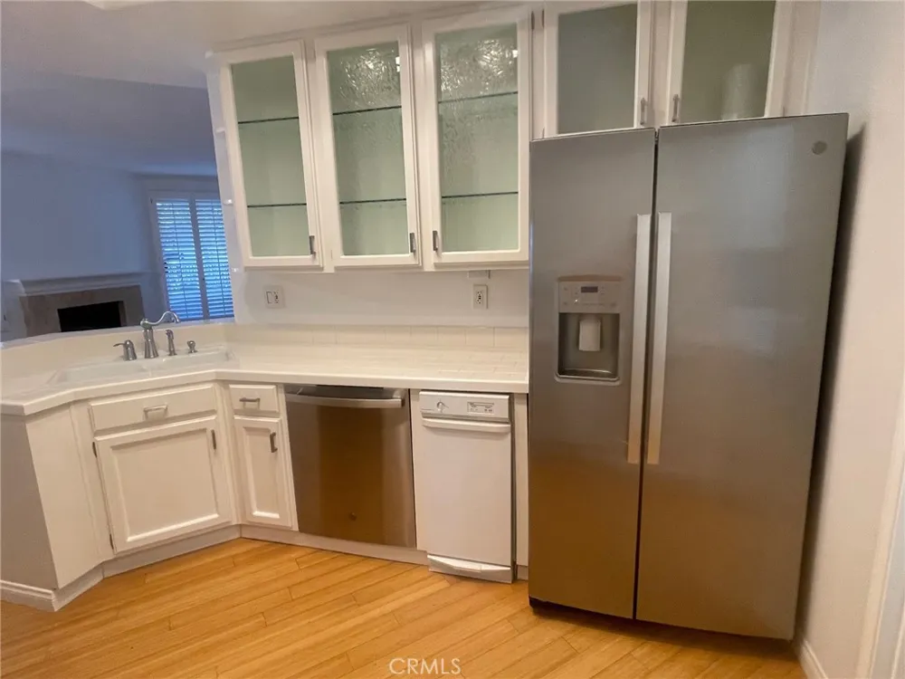224 Hartford Newport Beach, CA 92660