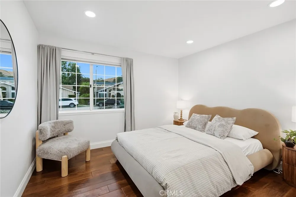 6416 Pinion Street Oak Park, CA 91377