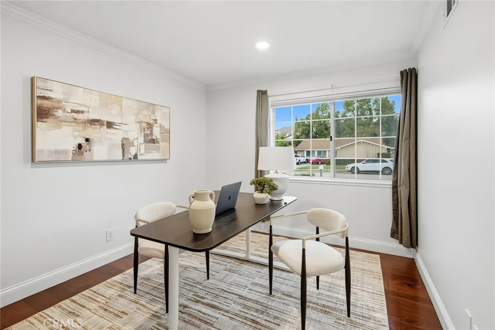 6416 Pinion Street Oak Park, CA 91377