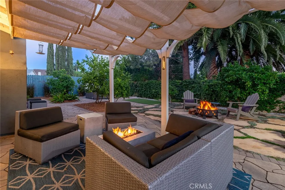 6416 Pinion Street Oak Park, CA 91377