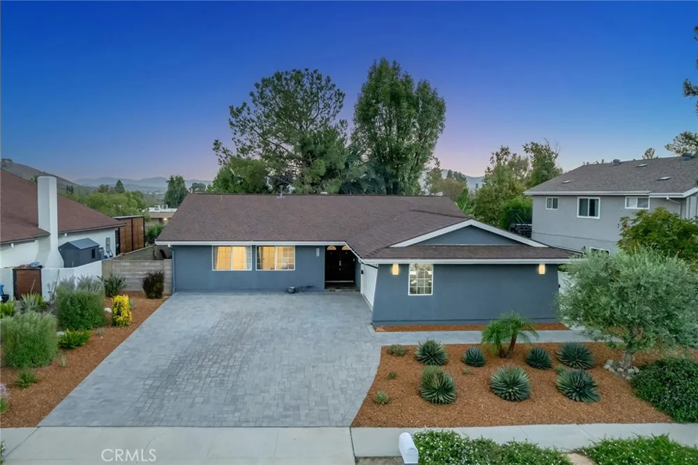 6416 Pinion Street Oak Park, CA 91377