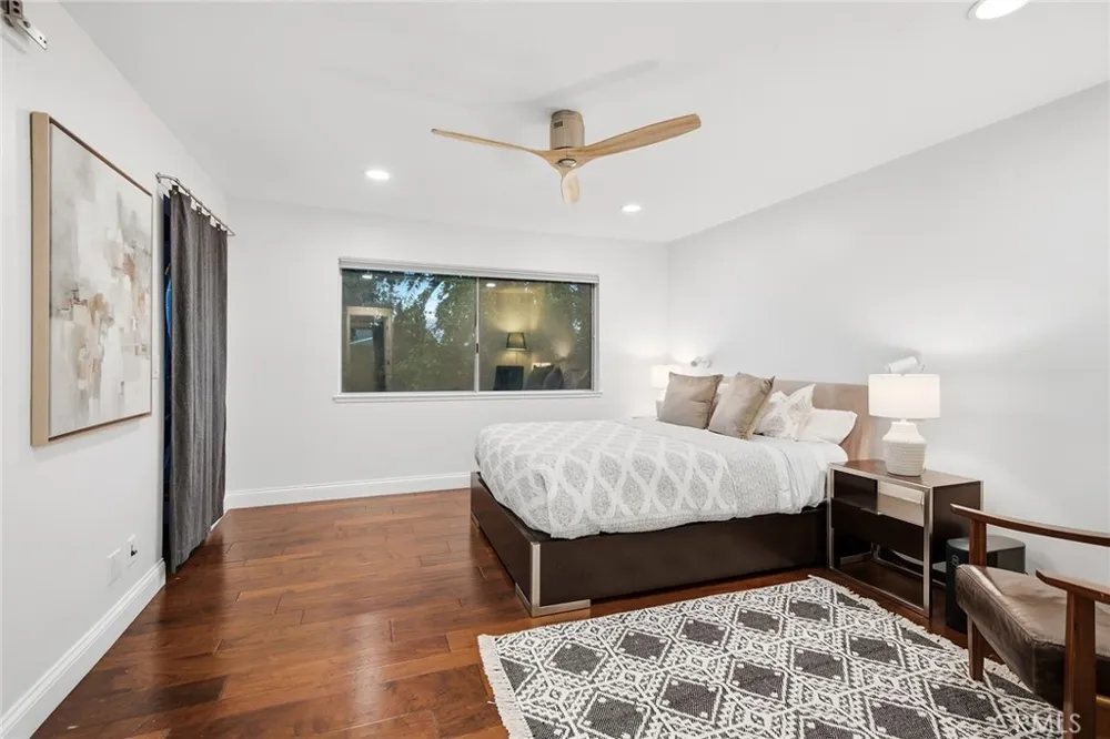 6416 Pinion Street Oak Park, CA 91377