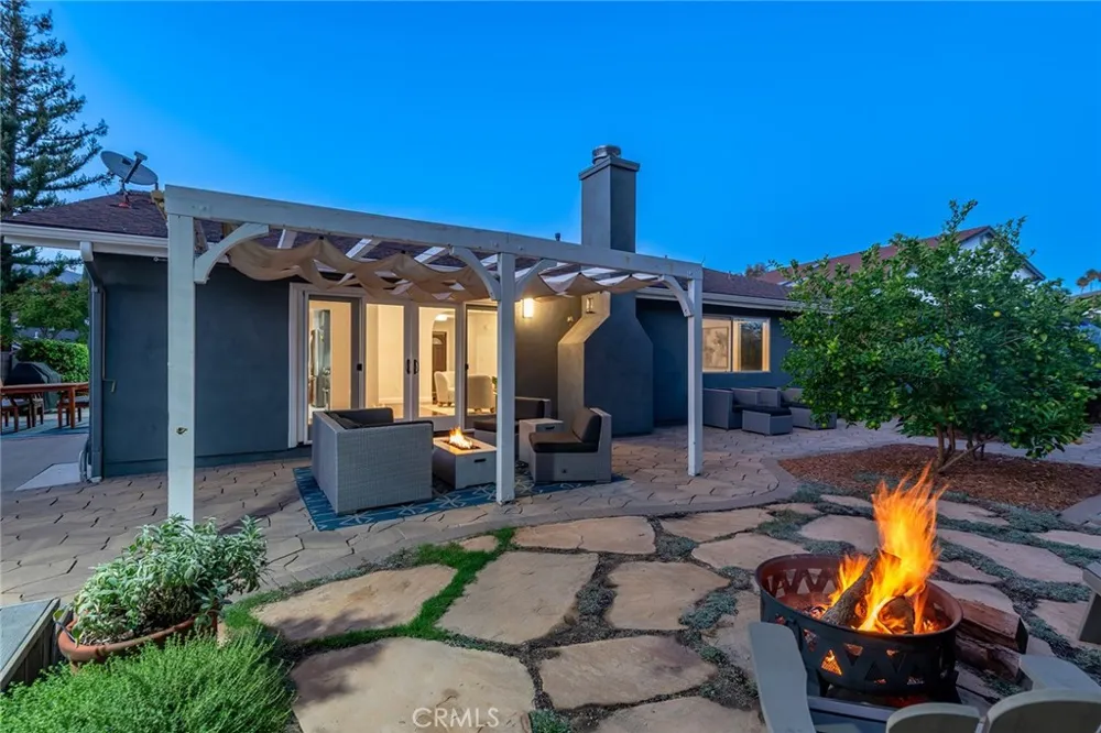 6416 Pinion Street Oak Park, CA 91377