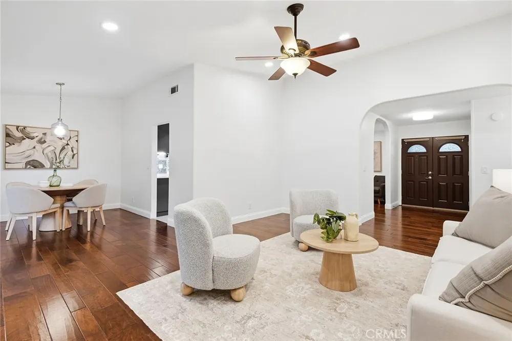 6416 Pinion Street Oak Park, CA 91377