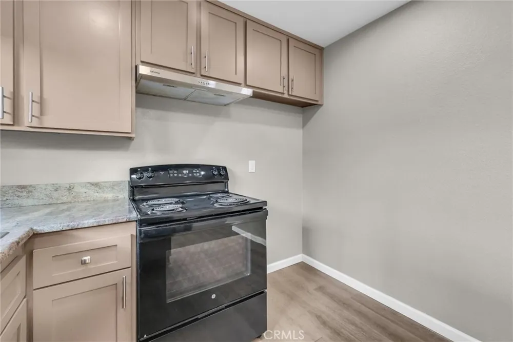 10472 Chapman Garden Grove, CA 92840