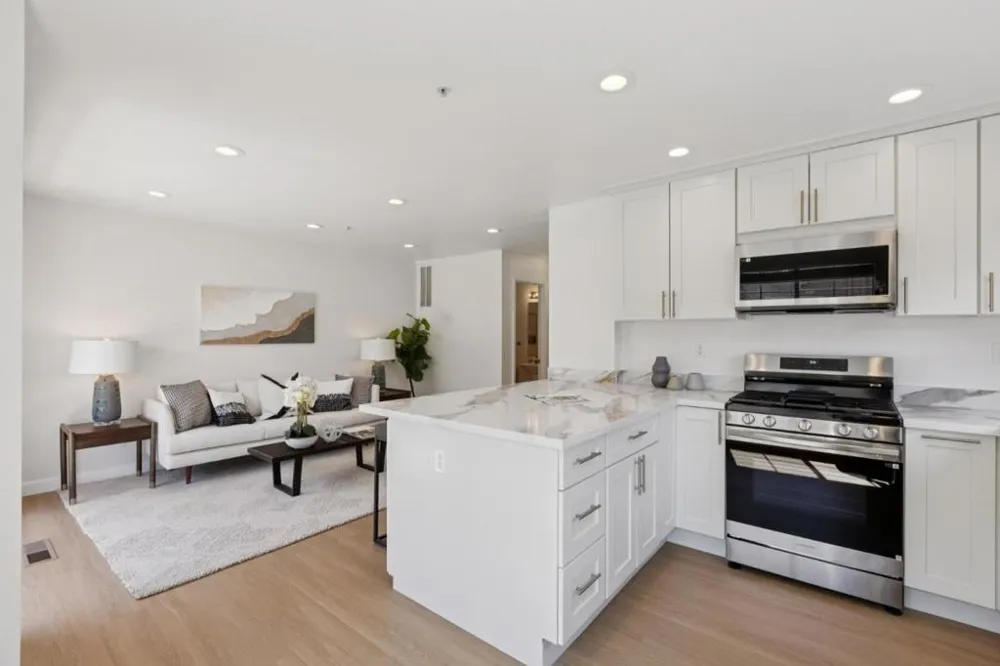 444 San Antonio Road #2D Palo Alto, CA 94306
