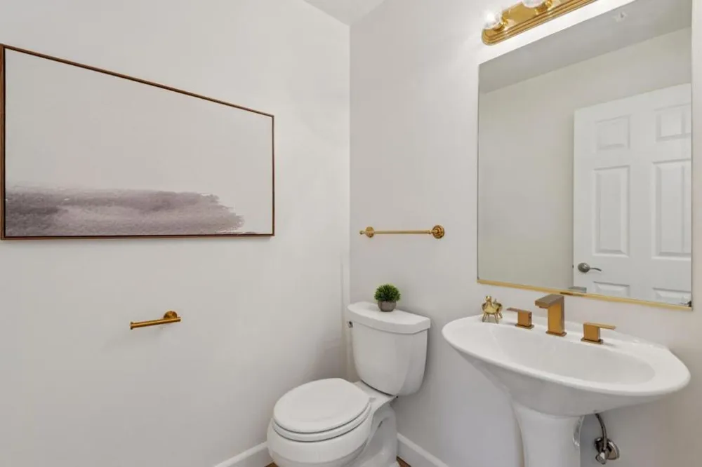 444 San Antonio Road #2D Palo Alto, CA 94306