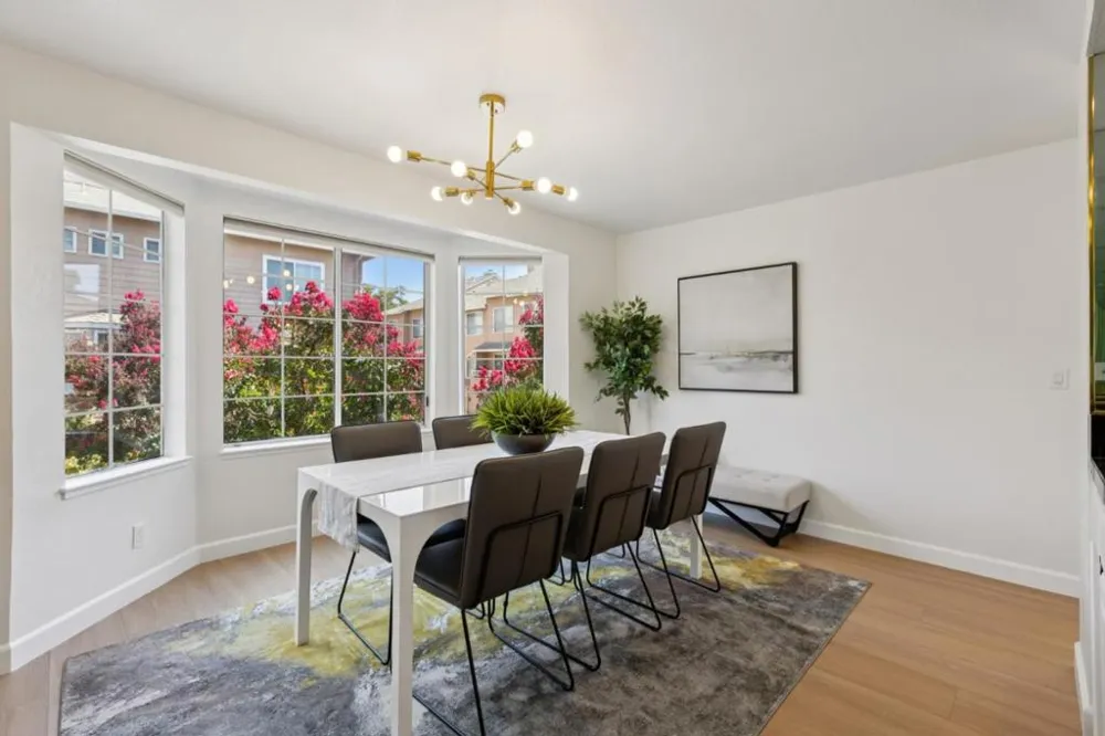 444 San Antonio Road #2D Palo Alto, CA 94306