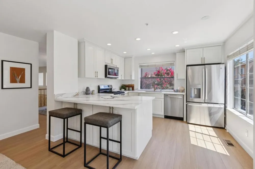 444 San Antonio Road #2D Palo Alto, CA 94306