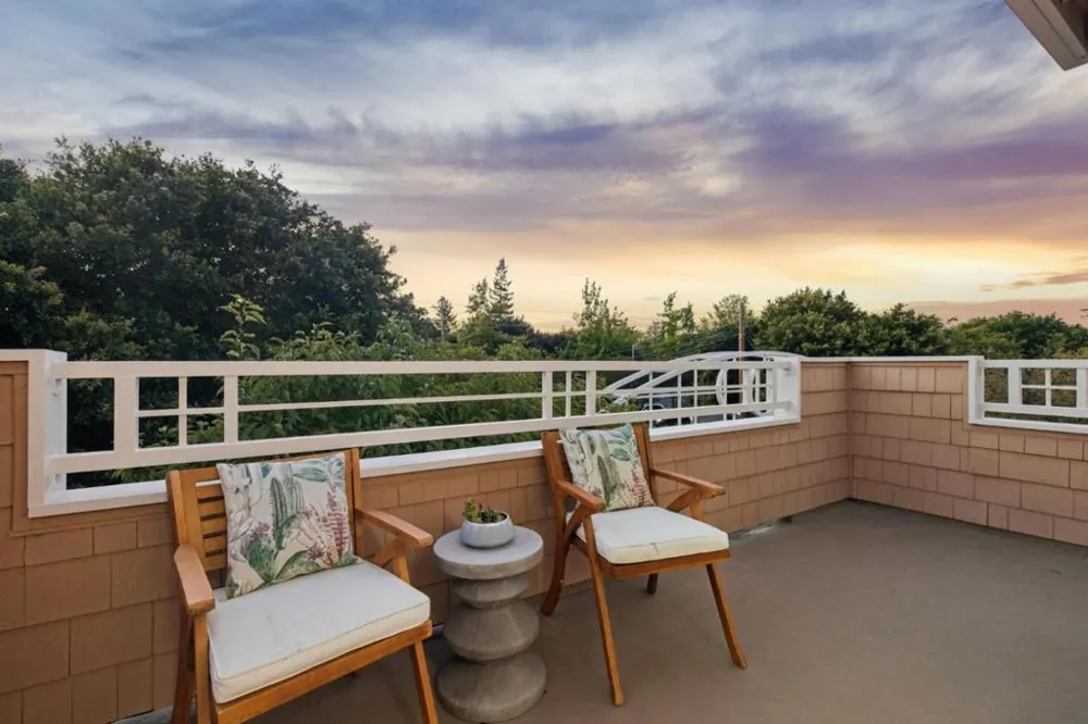 444 San Antonio Road #2D Palo Alto, CA 94306