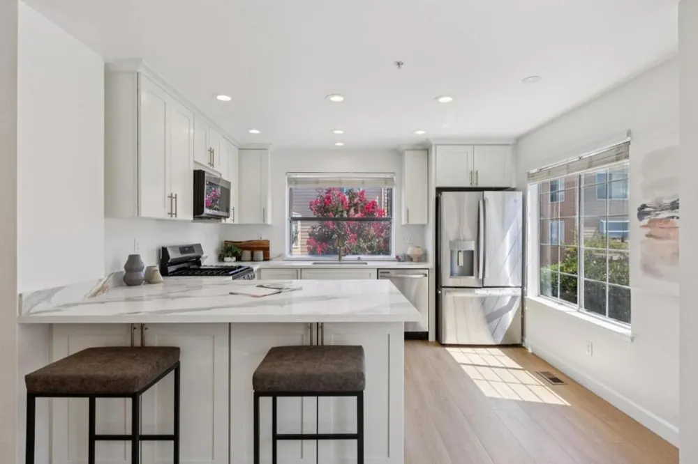 444 San Antonio Road #2D Palo Alto, CA 94306