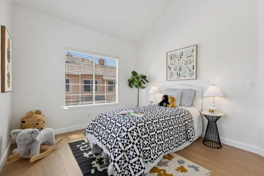 444 San Antonio Road #2D Palo Alto, CA 94306