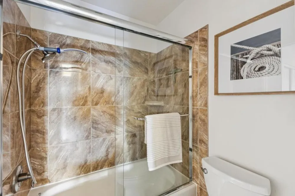 2101 Shoreline Drive #228 Alameda, CA 94501