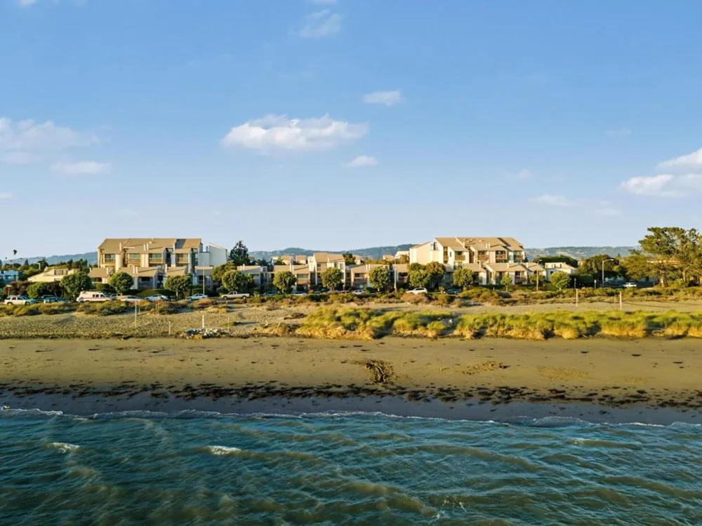 2101 Shoreline Drive #228 Alameda, CA 94501