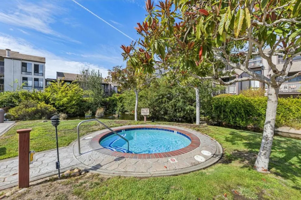 2101 Shoreline Drive #228 Alameda, CA 94501