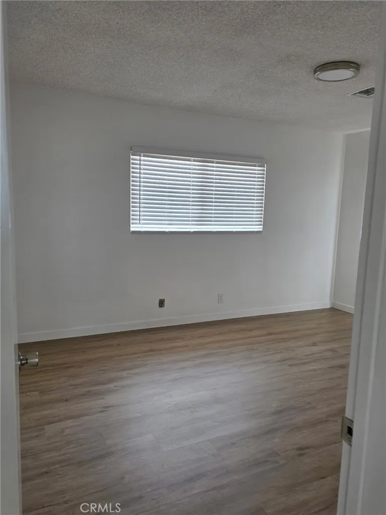 40655 11th W Palmdale, CA 93551