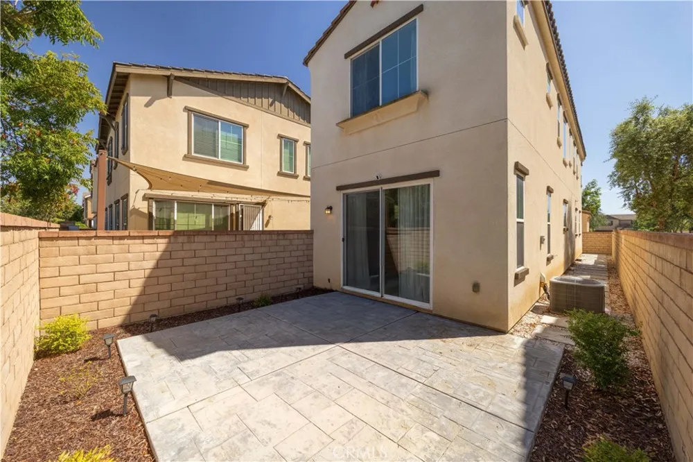 3363 E Pine Ridge Ontario, CA 91761