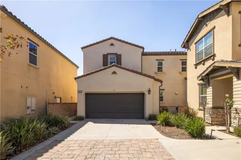 3363 E Pine Ridge