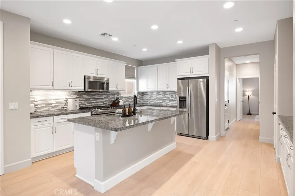 3363 E Pine Ridge Ontario, CA 91761