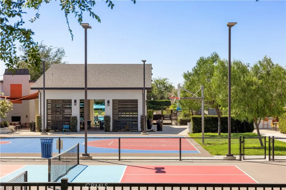 3363 E Pine Ridge Ontario, CA 91761