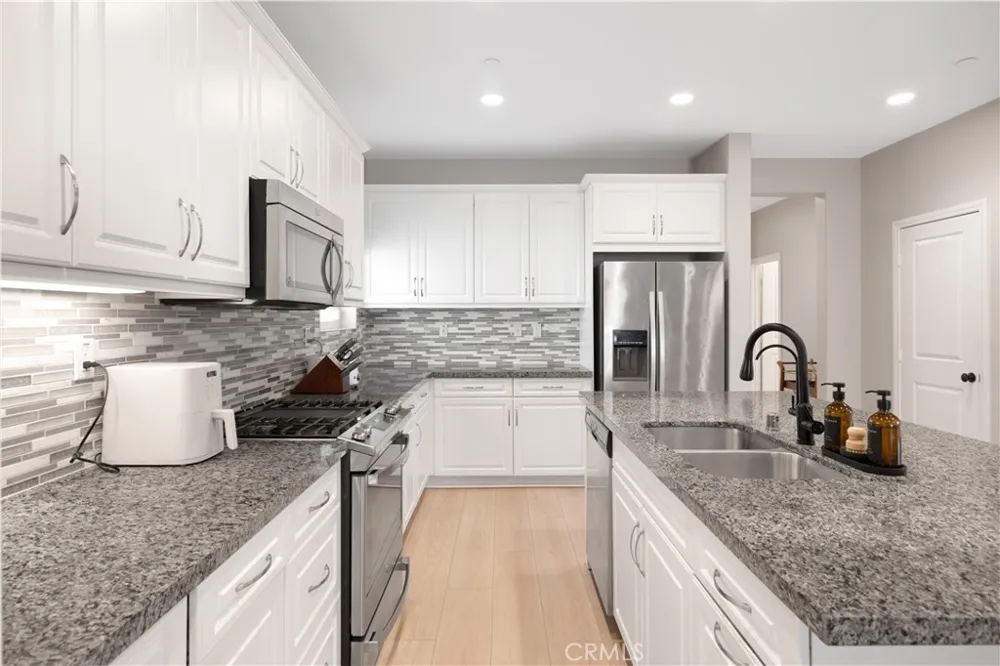 3363 E Pine Ridge Ontario, CA 91761
