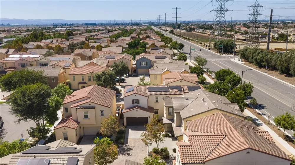 3363 E Pine Ridge Ontario, CA 91761