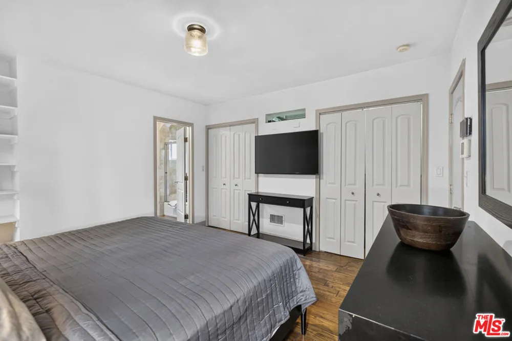 9002 Norma Place West Hollywood, CA 90069