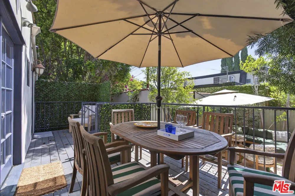 9002 Norma Place West Hollywood, CA 90069