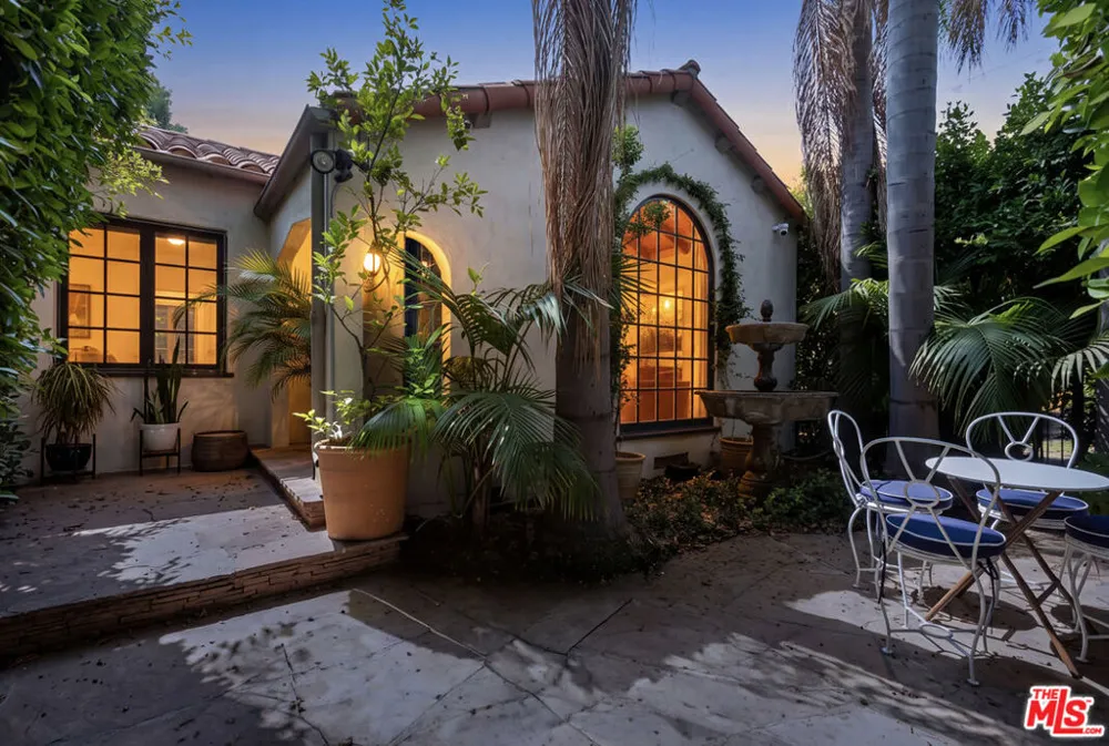 9002 Norma Place West Hollywood, CA 90069