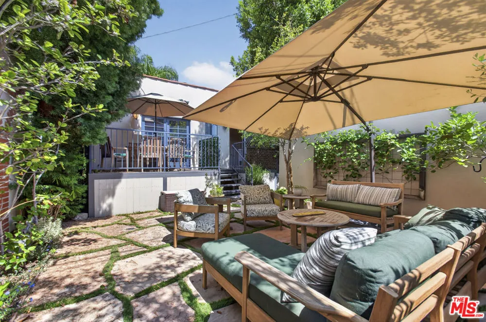 9002 Norma Place West Hollywood, CA 90069
