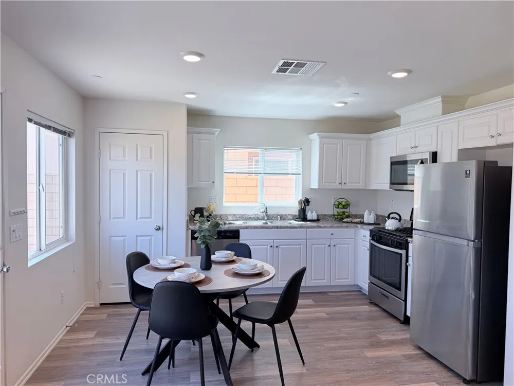 67451 Rio Rosalia DR. Cathedral City, CA 92234