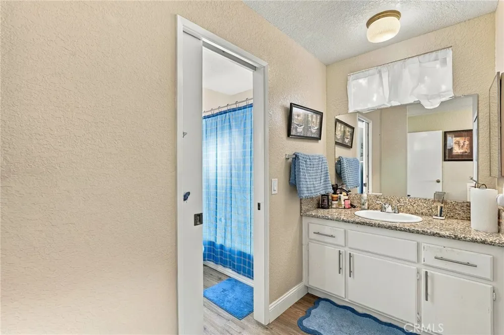 2518 Beech Tree Hemet, CA 92545