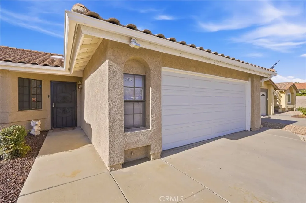 2518 Beech Tree Hemet, CA 92545