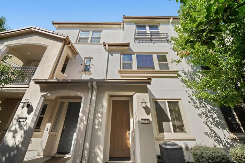 2712 Ferrara Circle San Jose, CA 95111